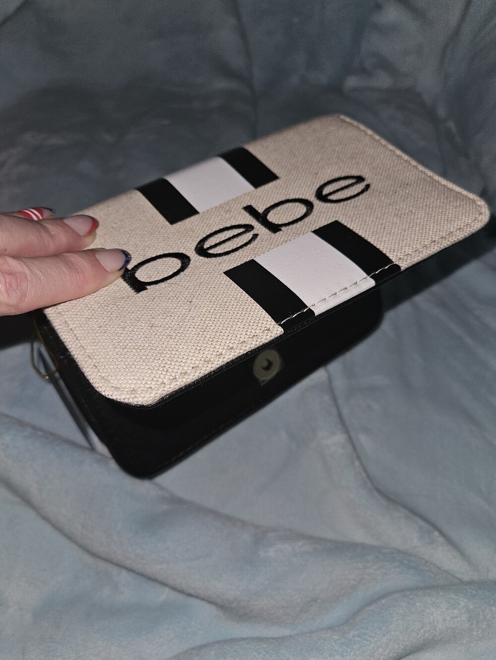 NWT bebe Canvas Crossbody Bag - Picture 7 of 13